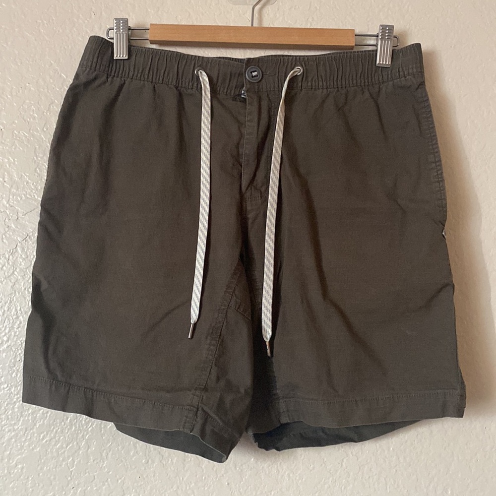 Vuori Men Shorts